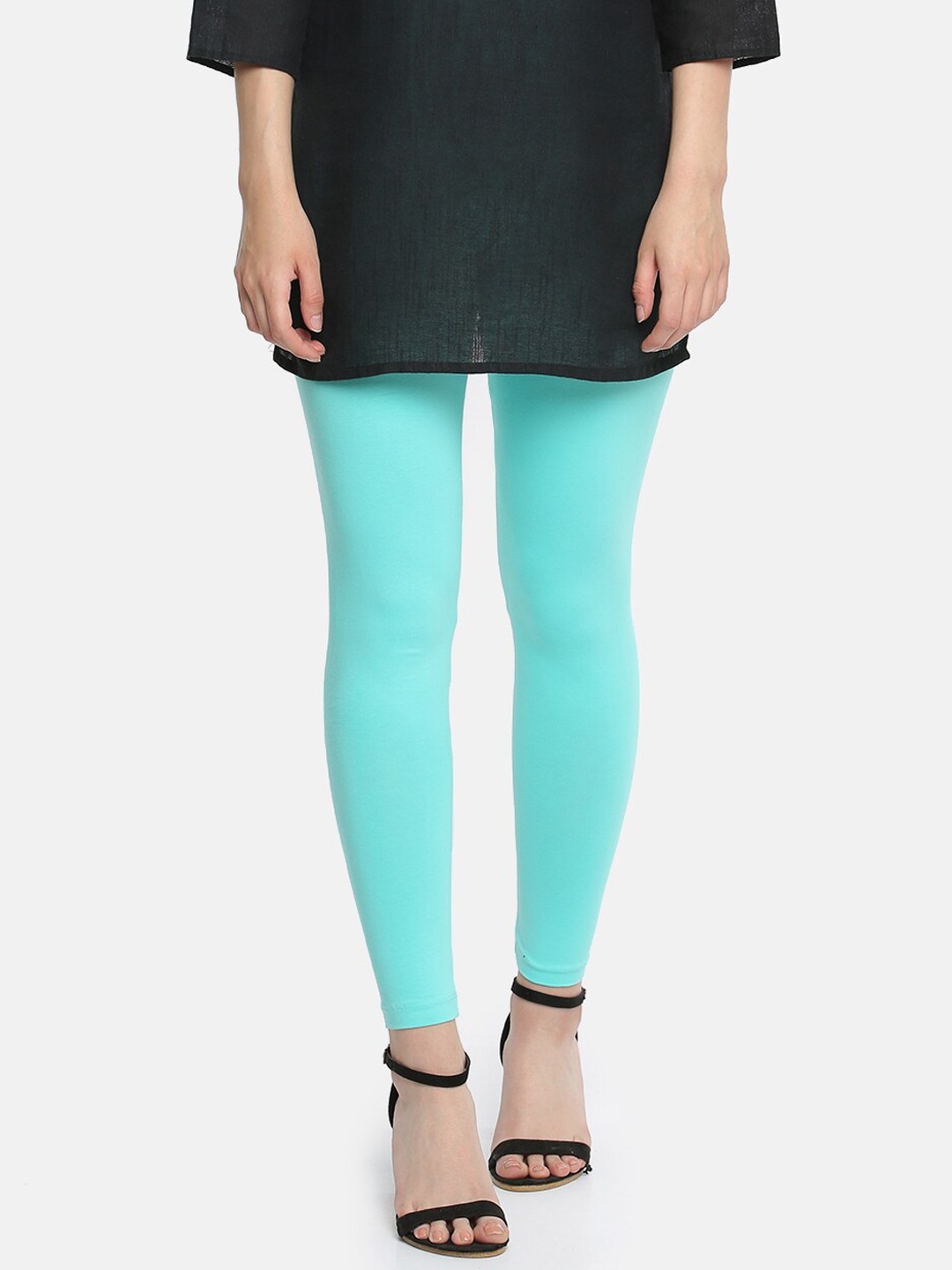 

Dollar Missy Women Blue Solid Ankle-Length Leggings