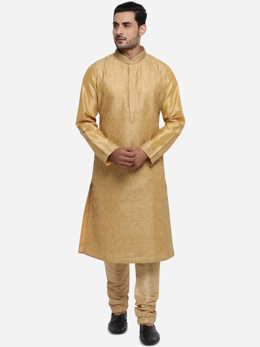 

azania Men Gold-Toned Embroidered Kurta with Churidar