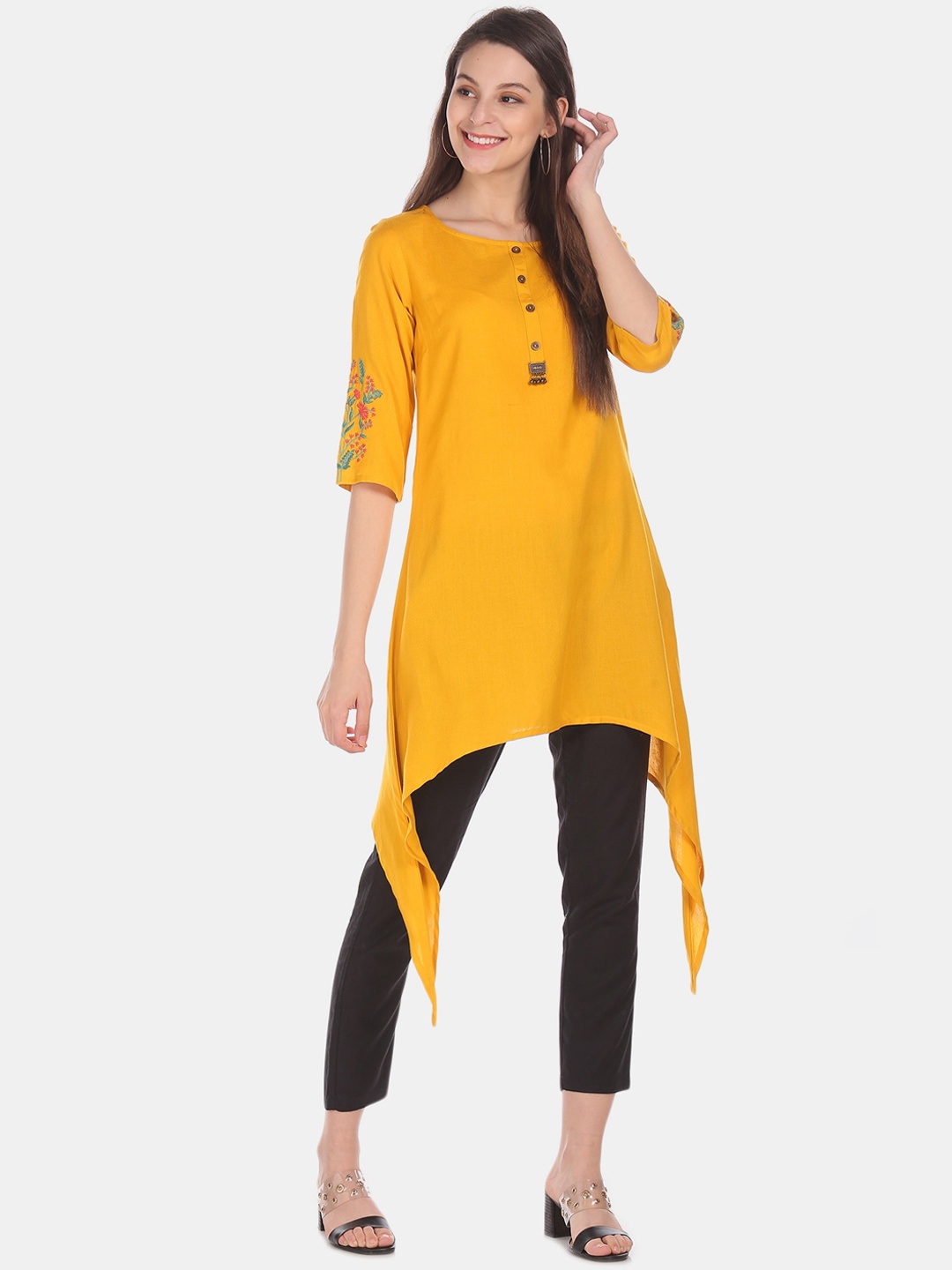 

Karigari Women Mustard Solid A-Line Kurta