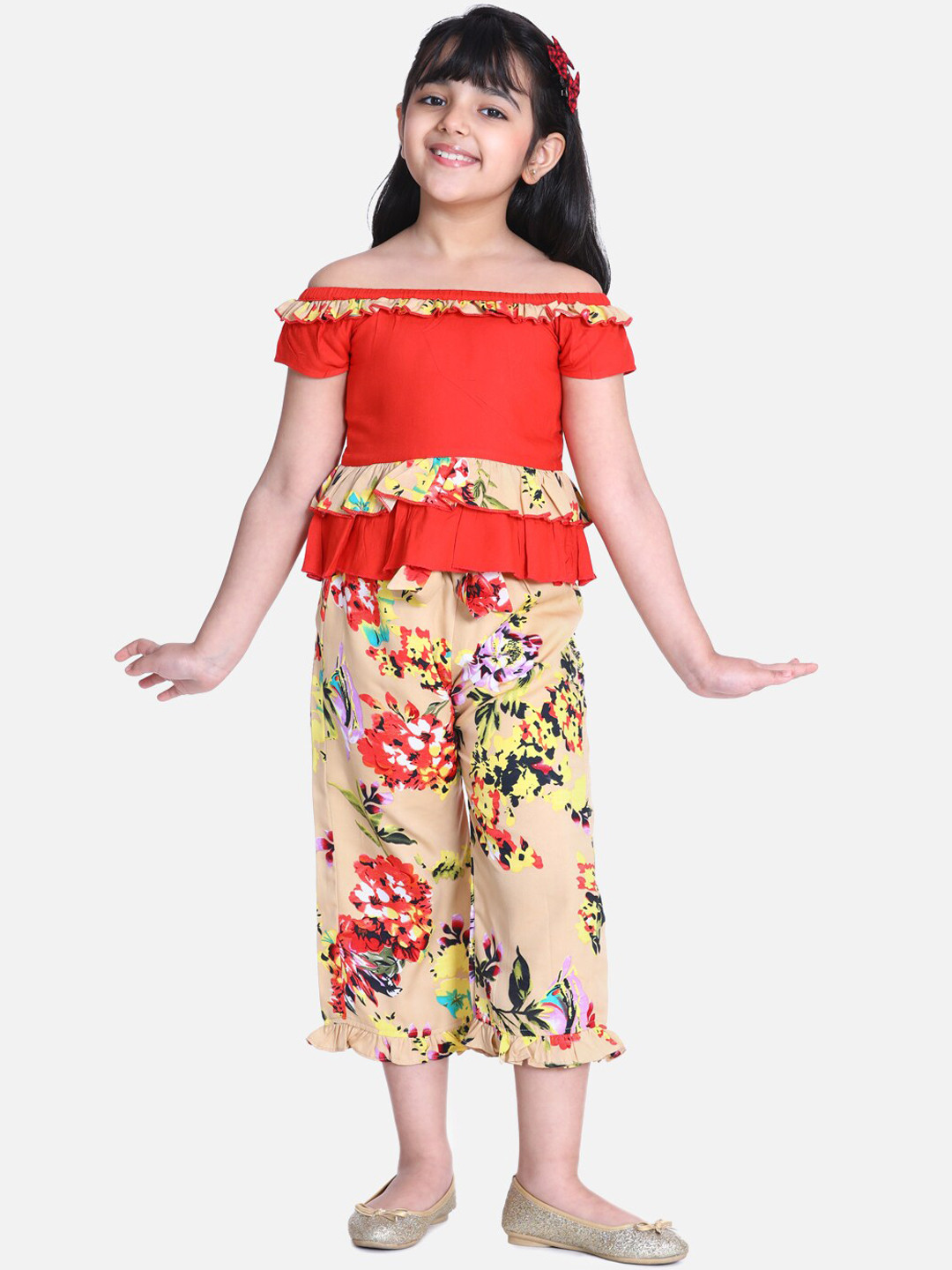 

Cutiekins Girls Orange & Beige Off-Shoulder Crop Top & Printed Capri