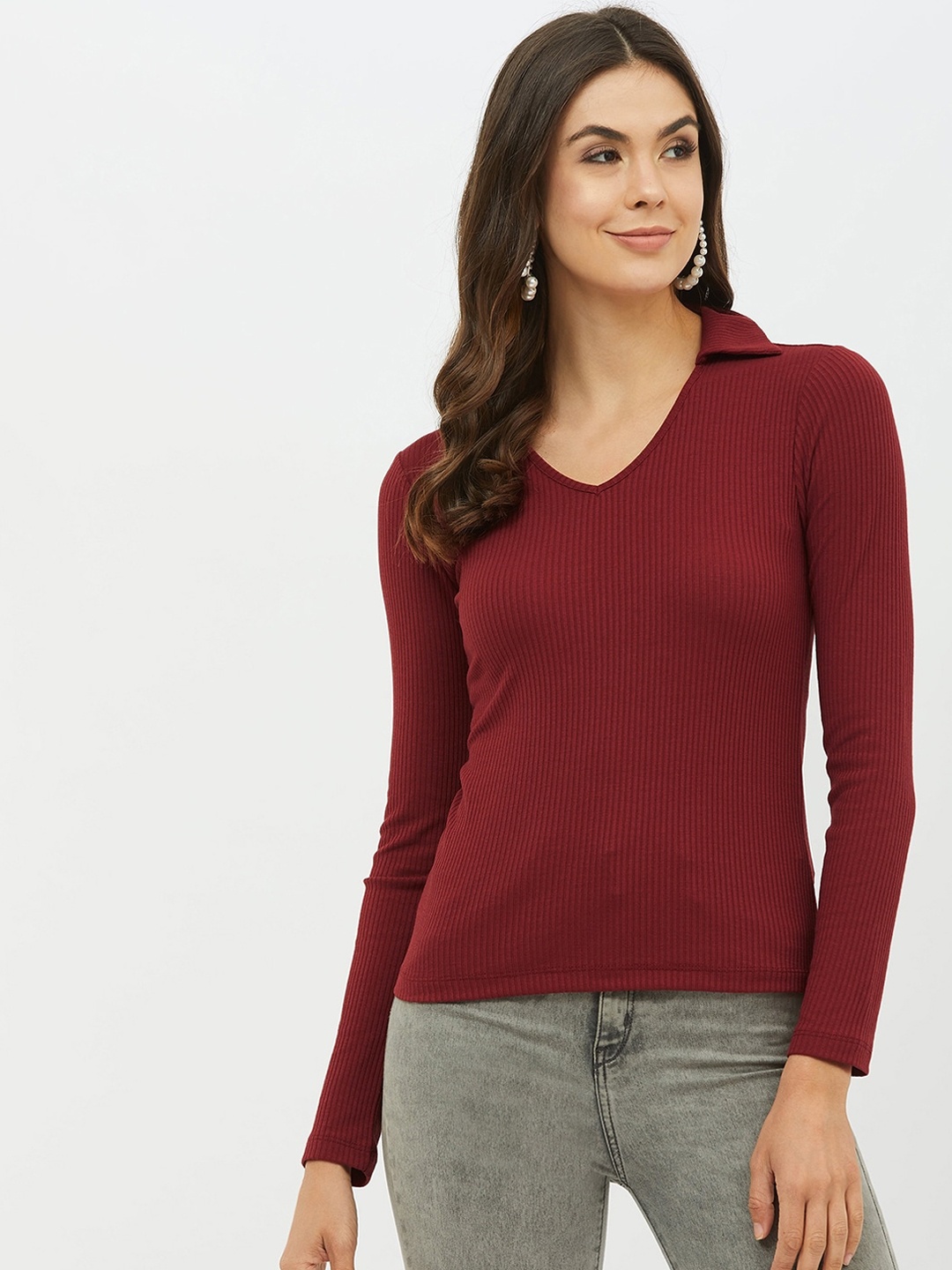 

Harpa Women Maroon Solid Fitted Top