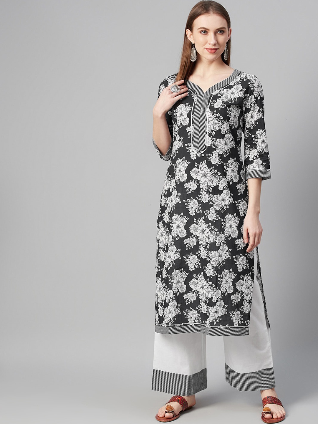

ZIYAA Women White & Black Printed Straight Kurta