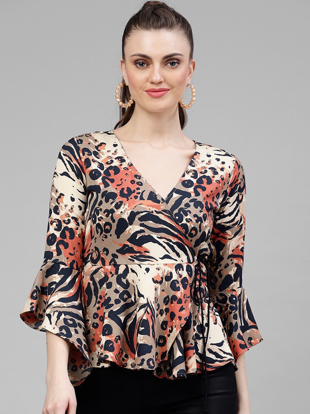 

KASSUALLY Women Beige Printed Wrap Top