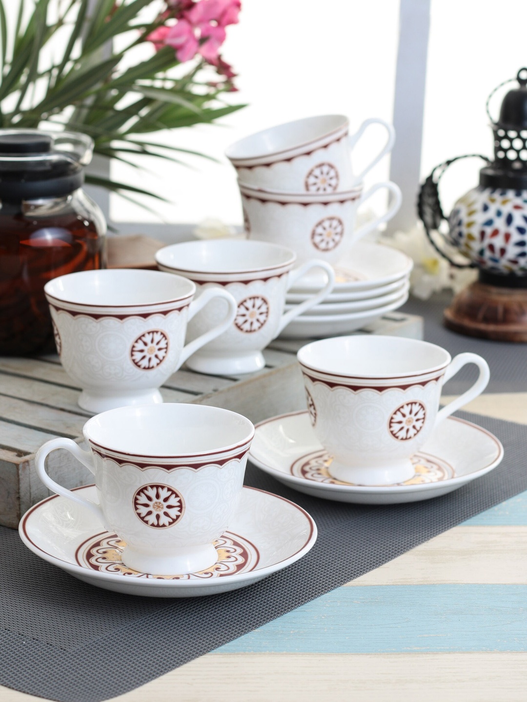 

CLAY CRAFT Set Of 12 White & Maroon Printed Ceramic Cup and Saucer