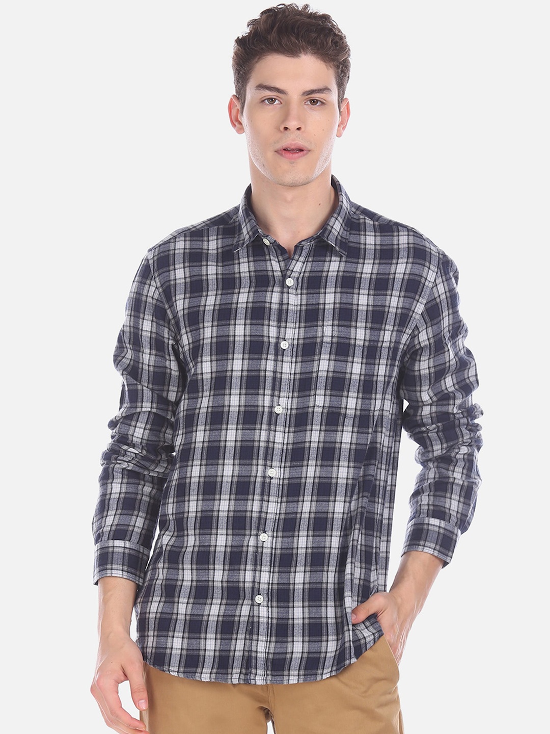

Ruggers Men Navy Blue & Grey Regular Fit Checked Casual Shirt