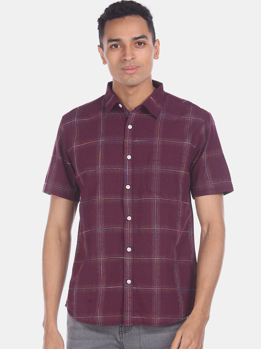 

Ruggers Men Burgundy Regular Fit Checked Casual Shirt
