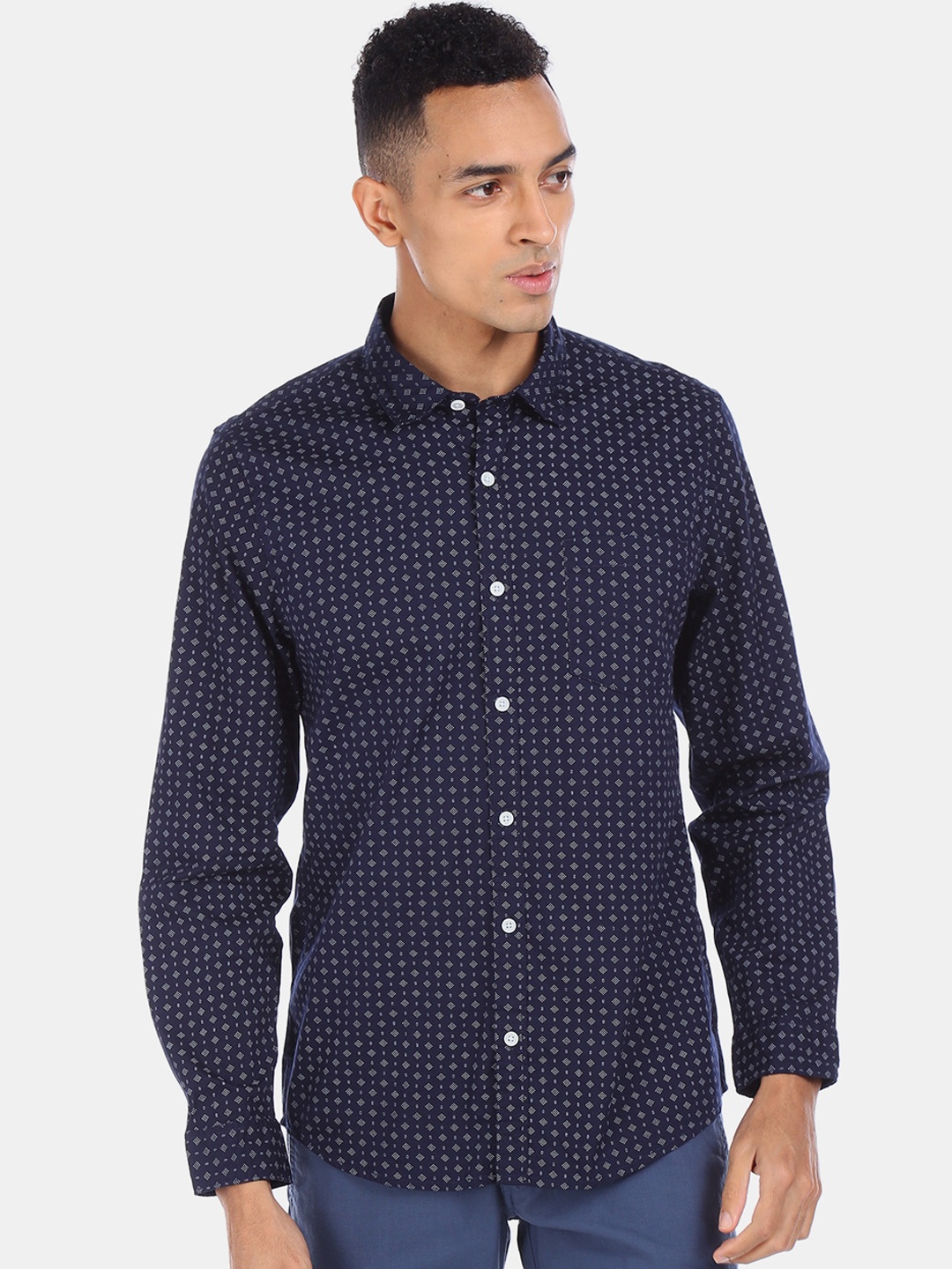 

Ruggers Men Navy Blue Regular Fit Printed Casual Shirt
