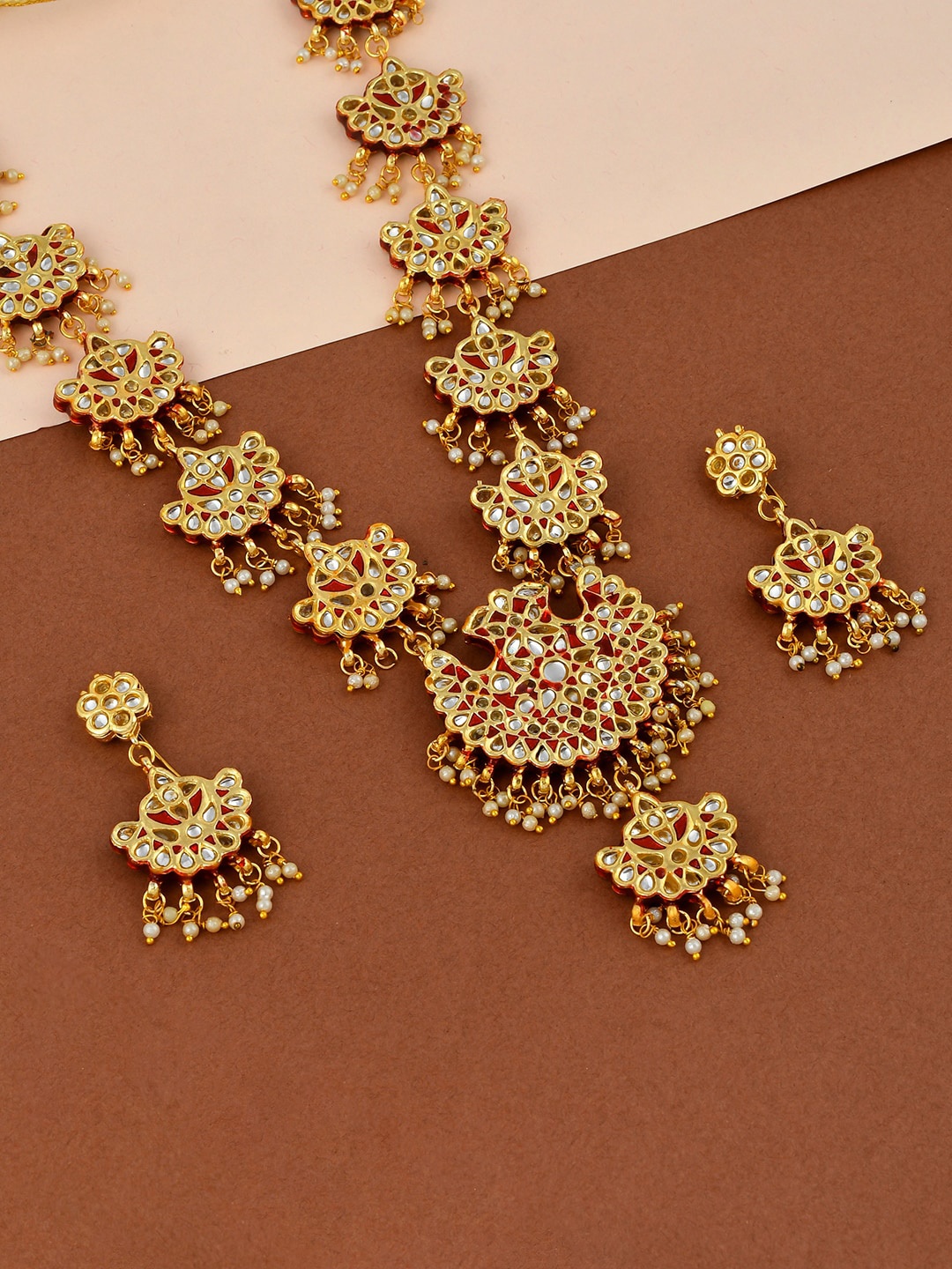 

Silvermerc Designs Gold-Plated White & Red Kundan-Studded & Pearl-Beaded Meenakari Jewellery Set
