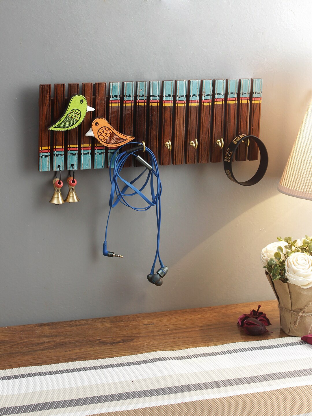 

Aapno Rajasthan Brown & Blue Handcrafted Wooden Key Holder
