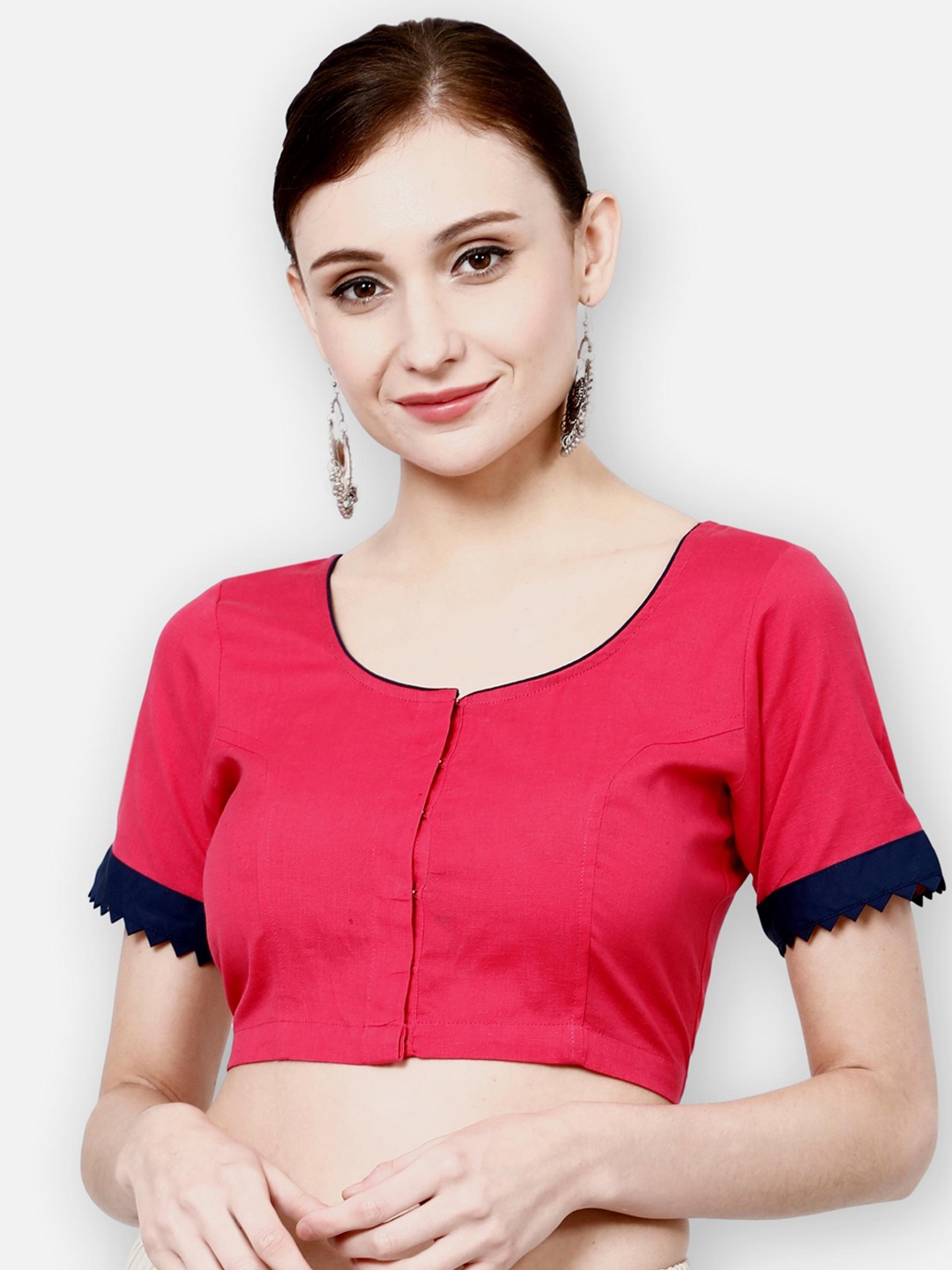 

Molcha Women Pink & Navy Blue Solid Non Padded Blouse