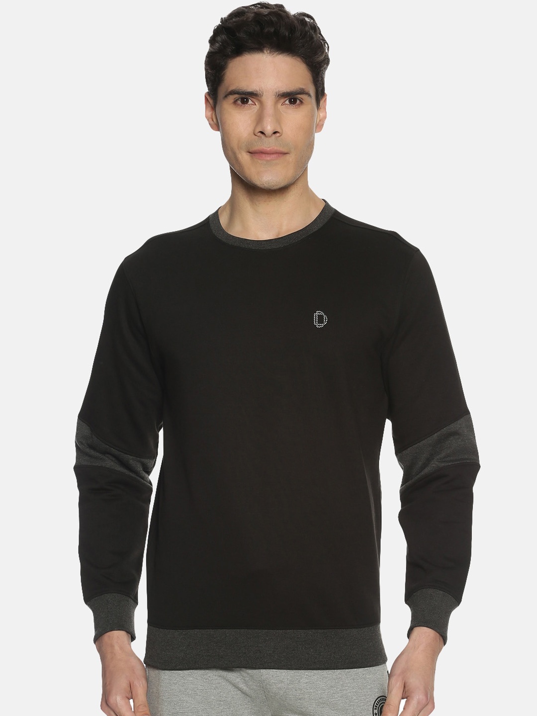 

Dollar Men Black Solid Sweatshirt