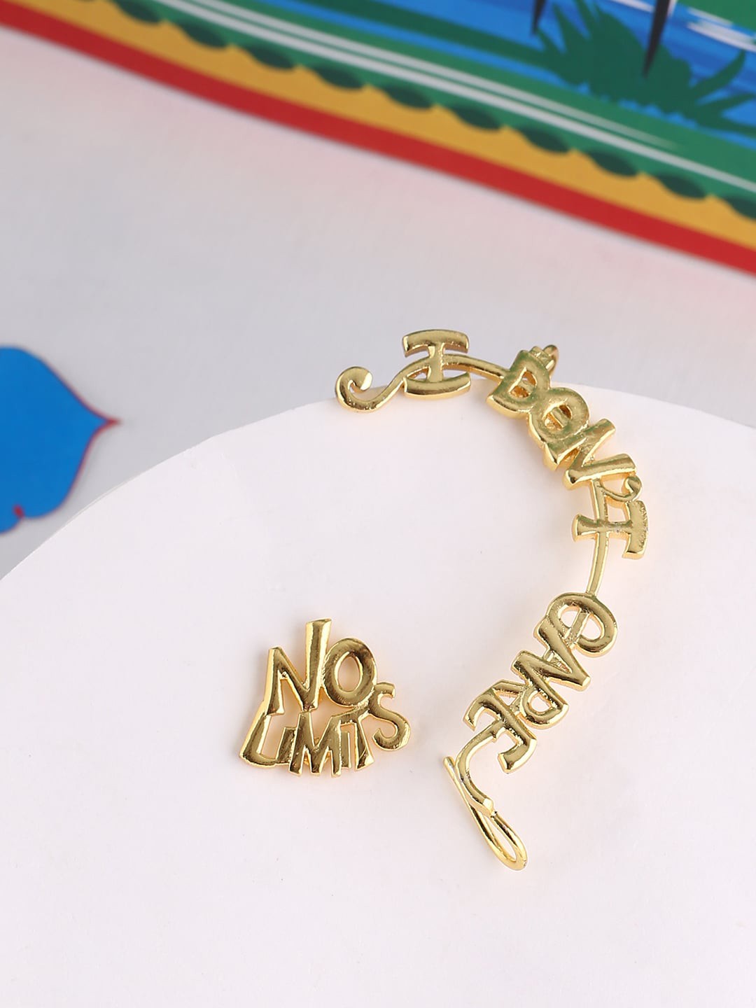 

Voylla Gold-Plated Contemporary Ear Cuff