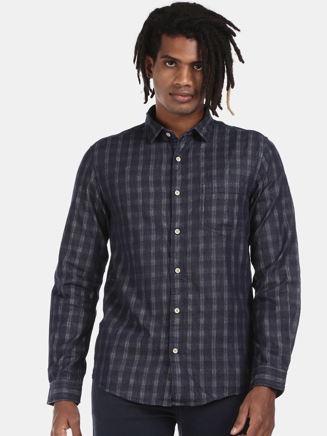 

Cherokee Men Navy Blue Regular Fit Checked Cotton Casual Shirt