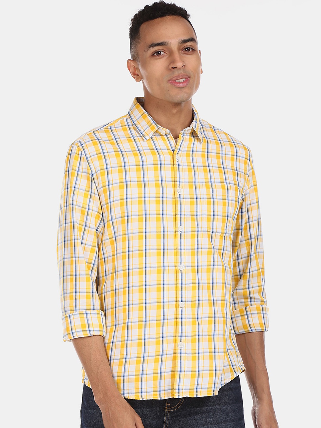 

Ruggers Men Yellow Regular Fit Checked Casual Shirt