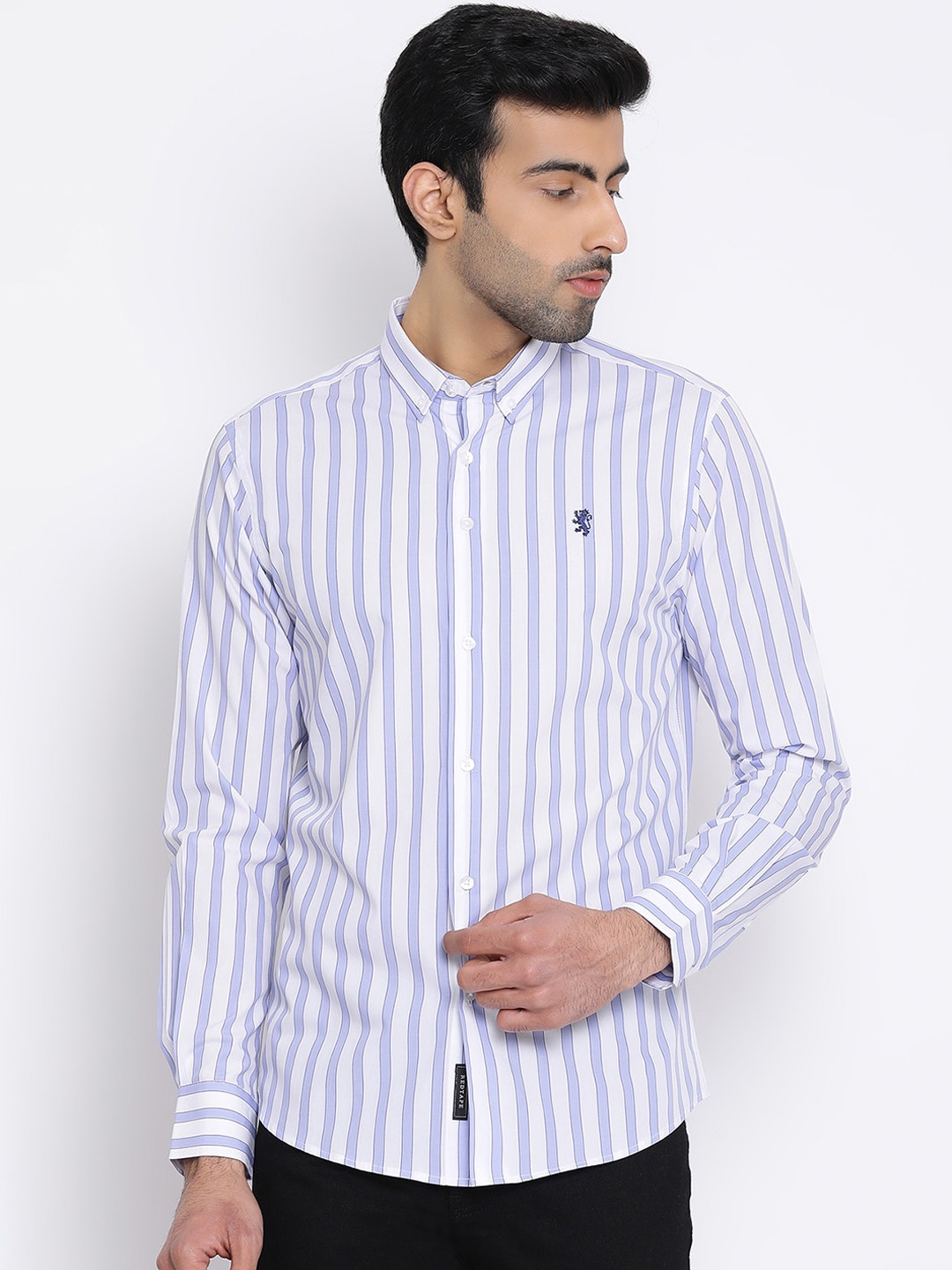 

Red Tape Men White & Blue Regular Fit Striped Casual Shirt