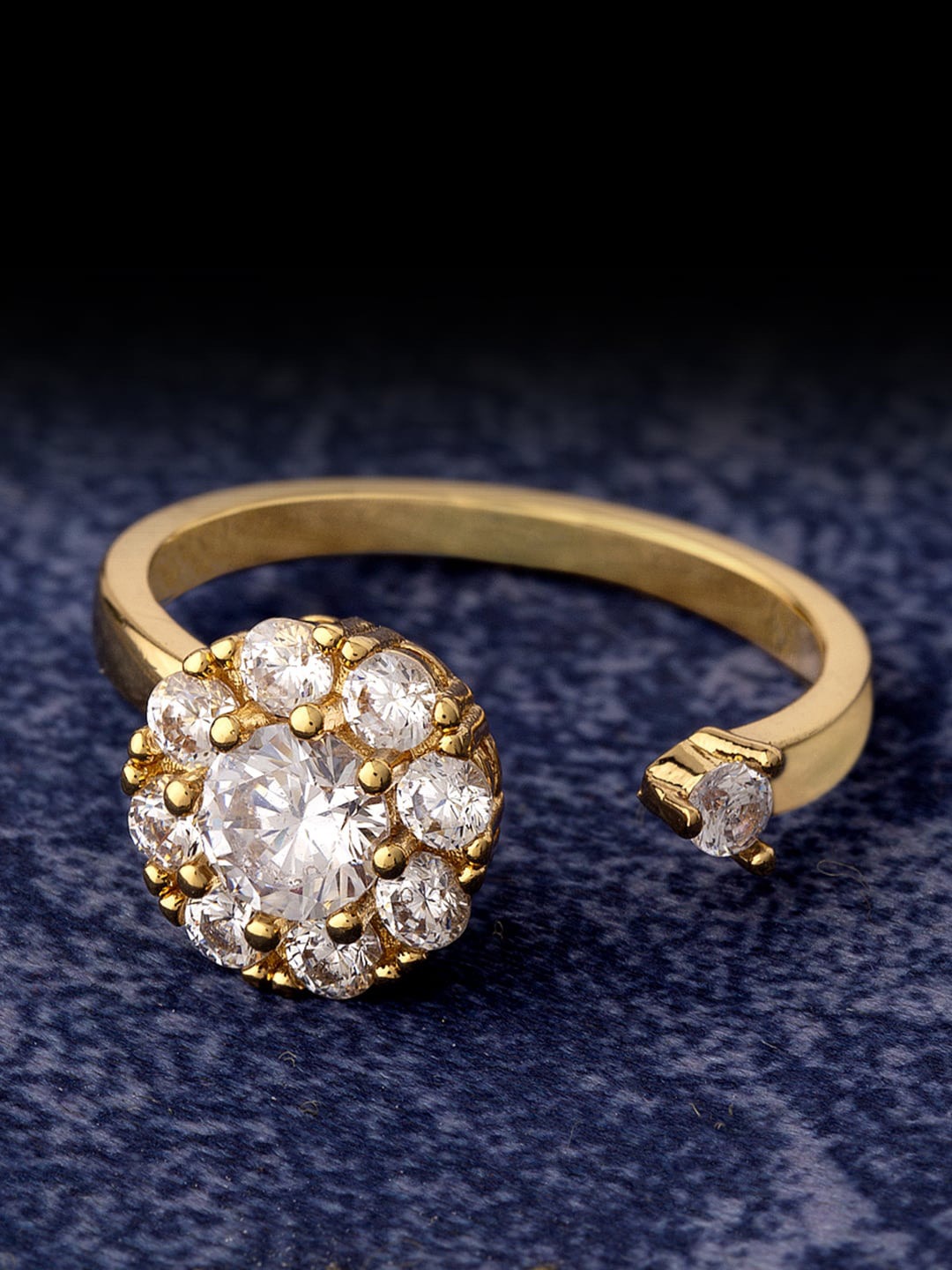 

Voylla Gold-Plated AD Studded Fidget Floral Motif Finger Ring
