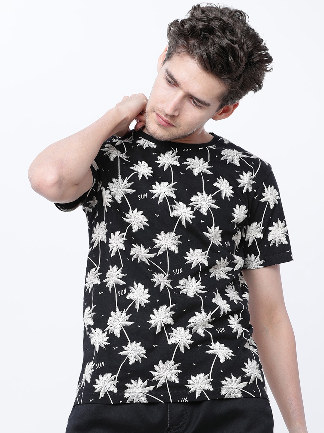 

HIGHLANDER Men Black Printed Round Neck T-shirt