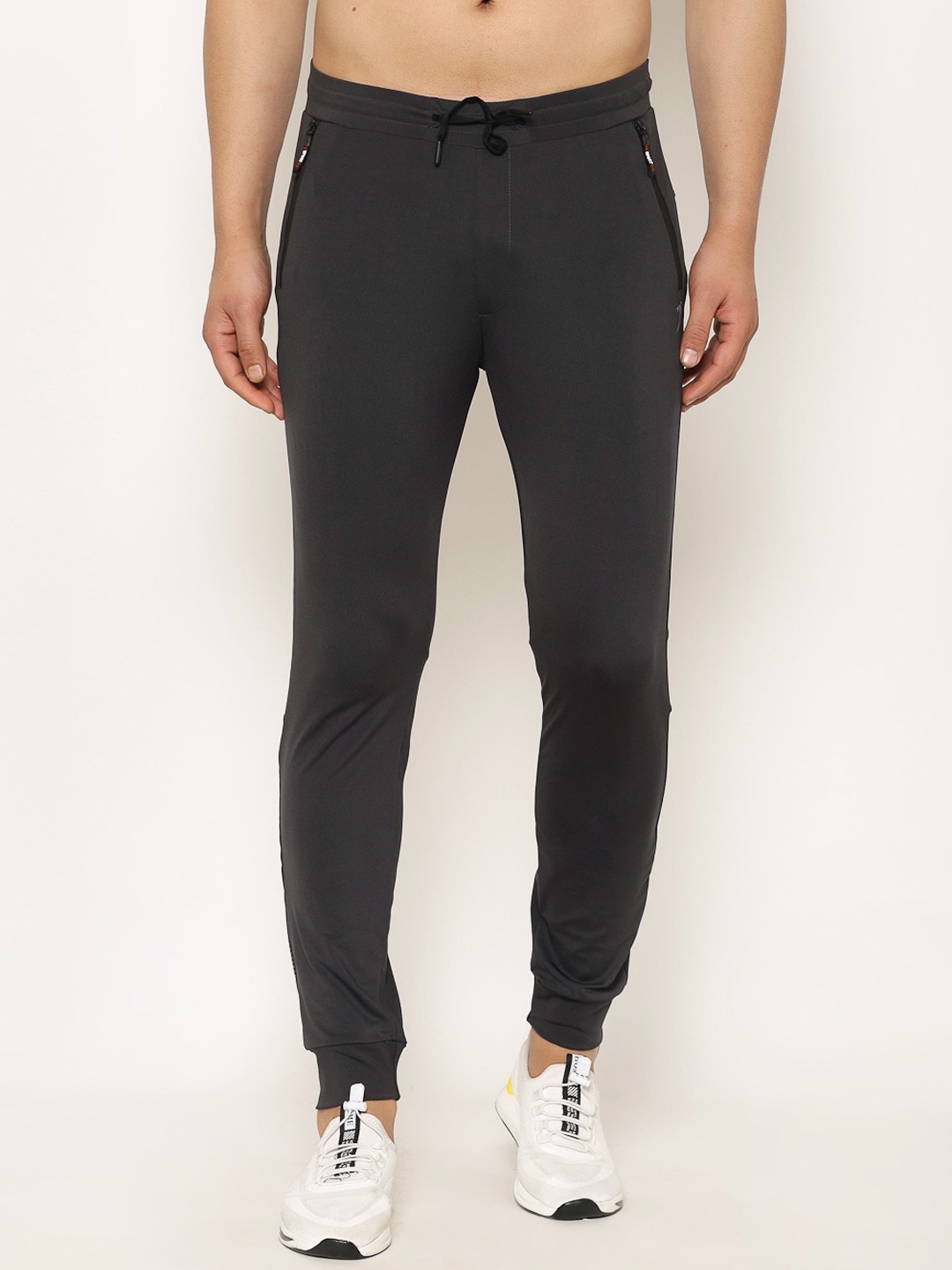 

SAPPER Men Charcoal Grey Solid Slim-Fit Joggers
