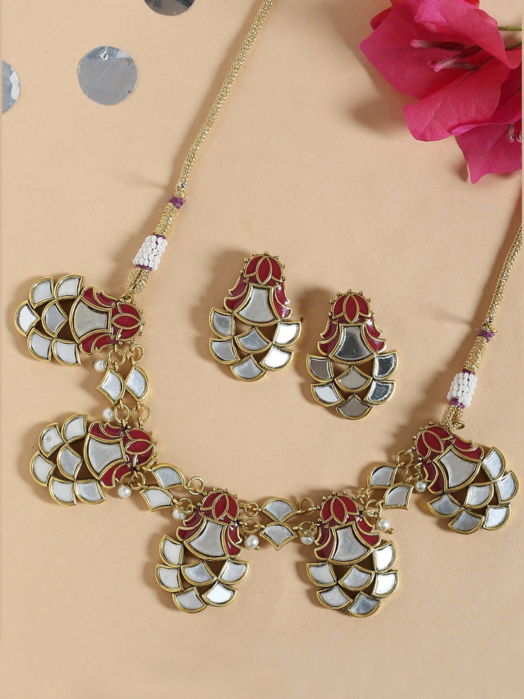 

Voylla Gold-Plated Silver-Toned & Red Mirror-Studded & Red Enamelled Thikri Jewellery set