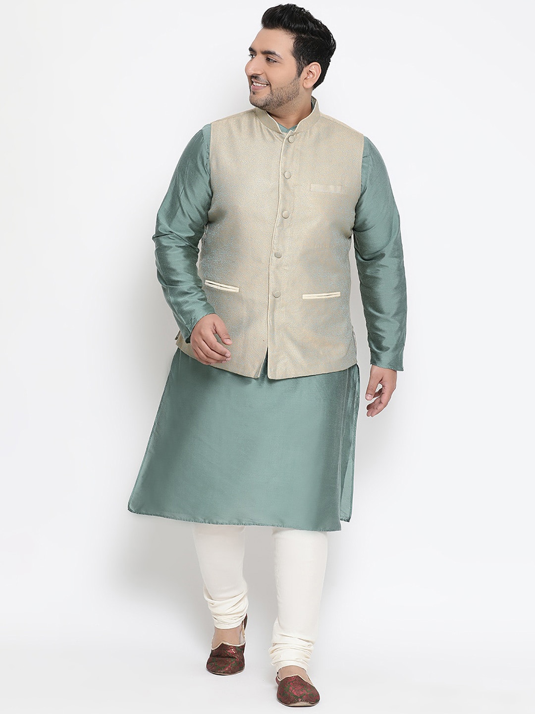 

KISAH PLUS Men Green & White Solid Plus Size Kurta with Churidar