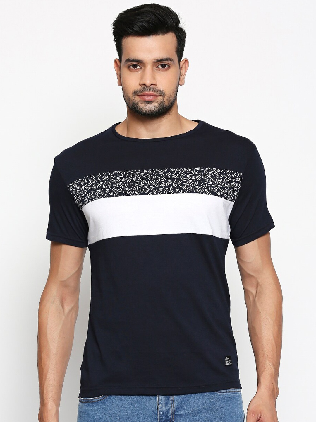 

People Men Navy Blue Colourblocked Round Neck Pure Cotton T-shirt