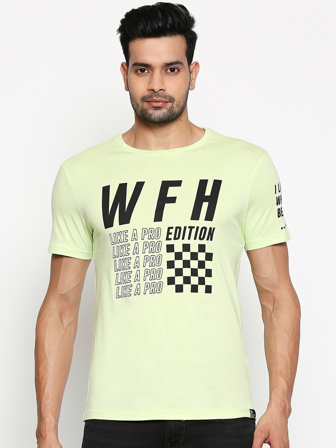 

People Men Yellow & Black Printed Round Neck T-shirt