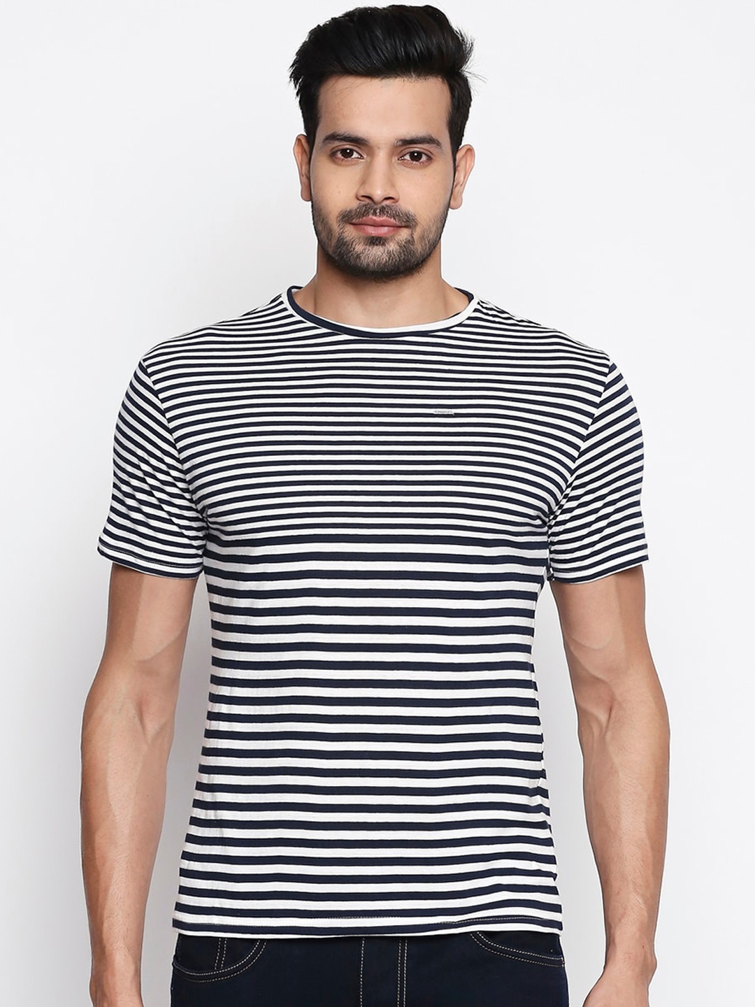 

People Men Black Striped Round Neck T-shirt
