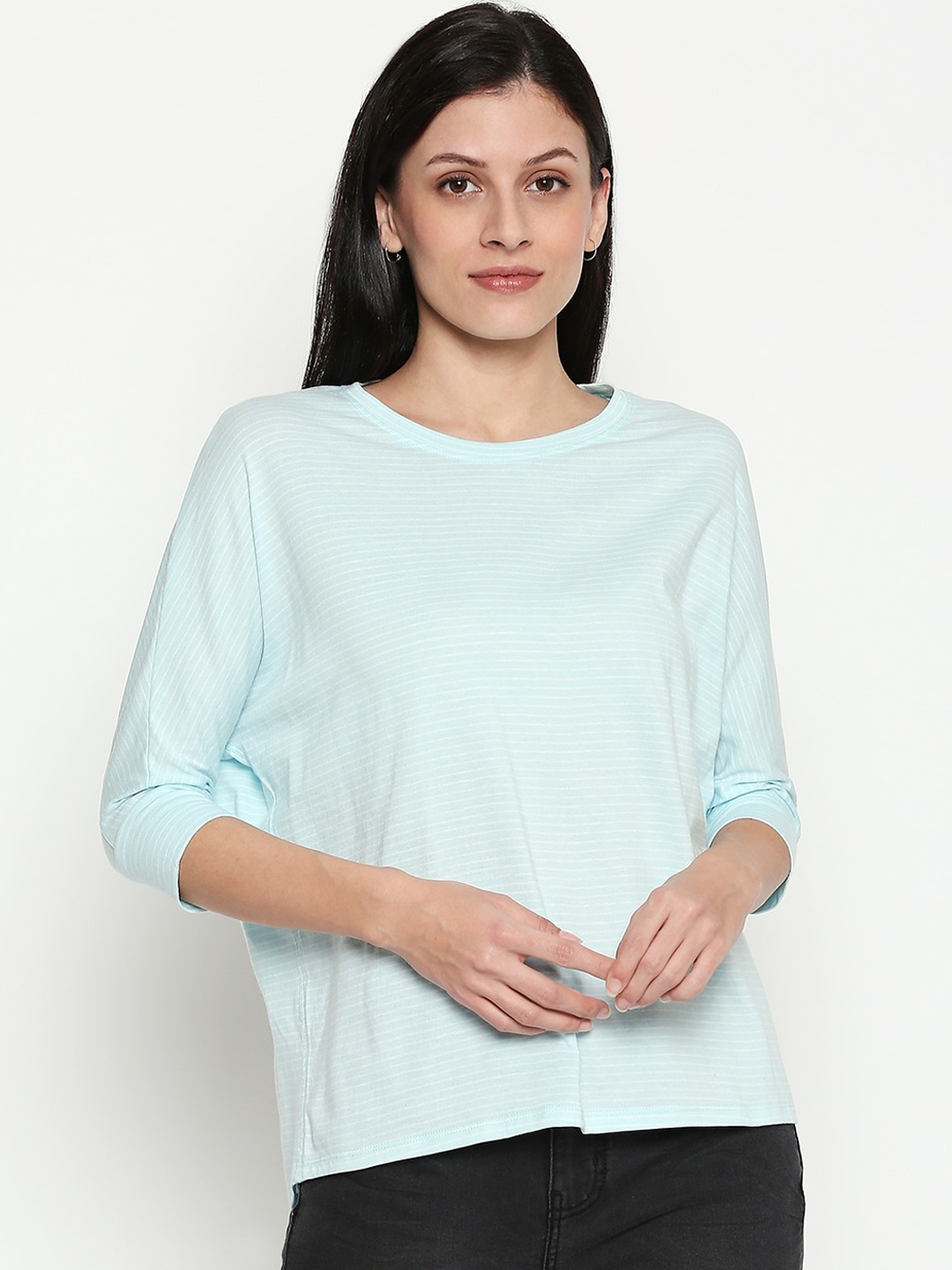 

People Women White Solid Top