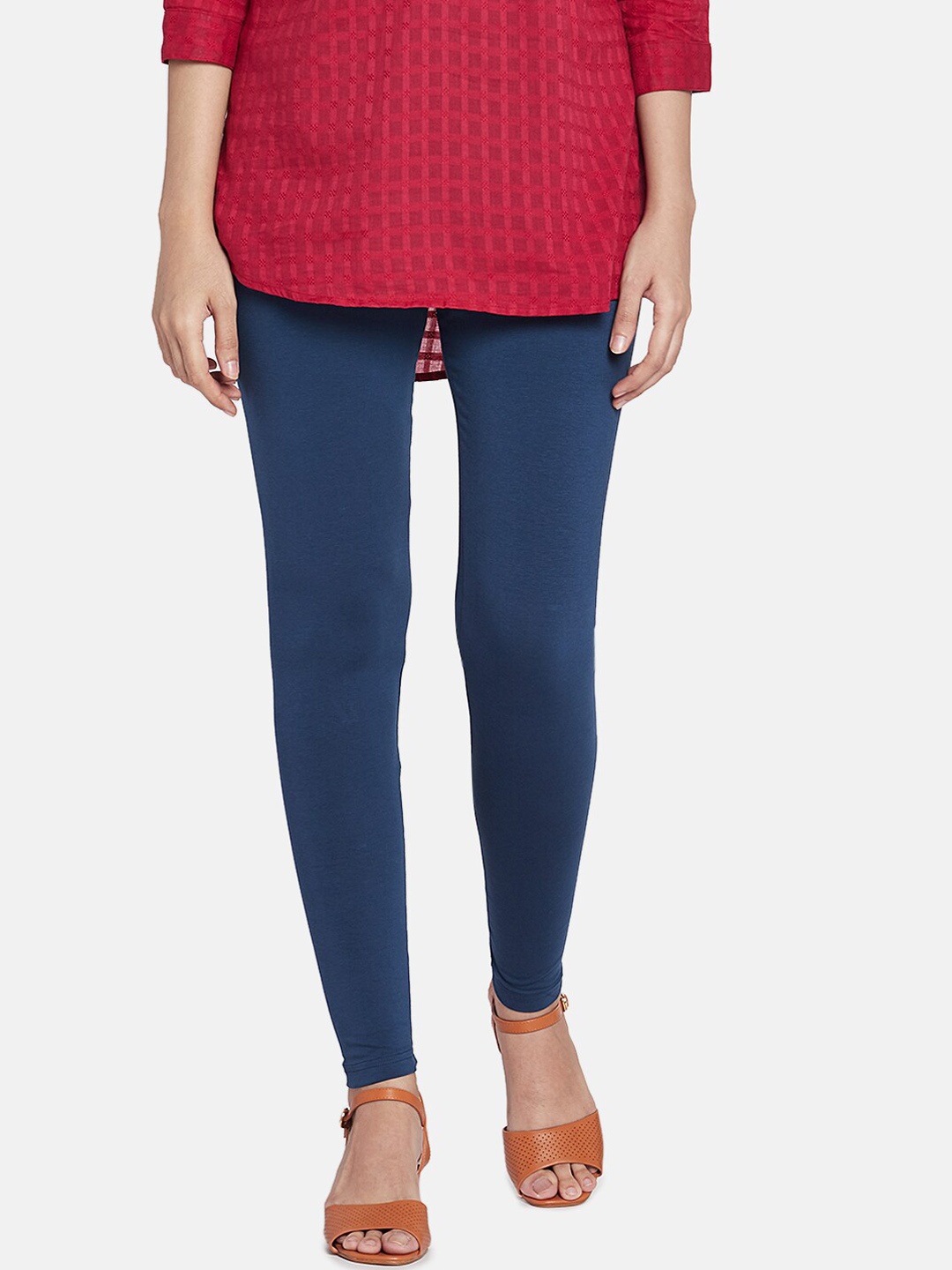 

Go Colors Women Navy Blue Solid Slim-Fit Ankle-Length Leggings