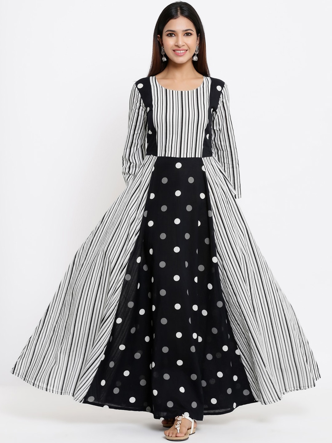 

Indian Virasat Women Black Printed Maxi Dress
