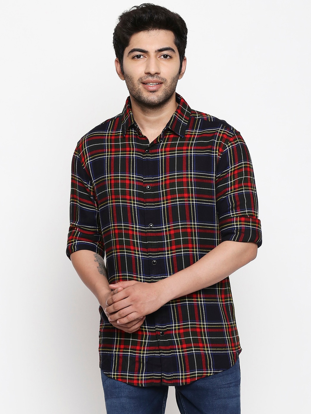 

Mufti Men Black & Red Slim Fit Checked Casual Shirt