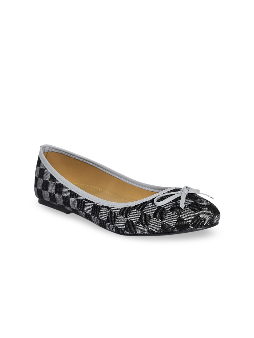 

People Women Grey Solid Fabric Ballerinas