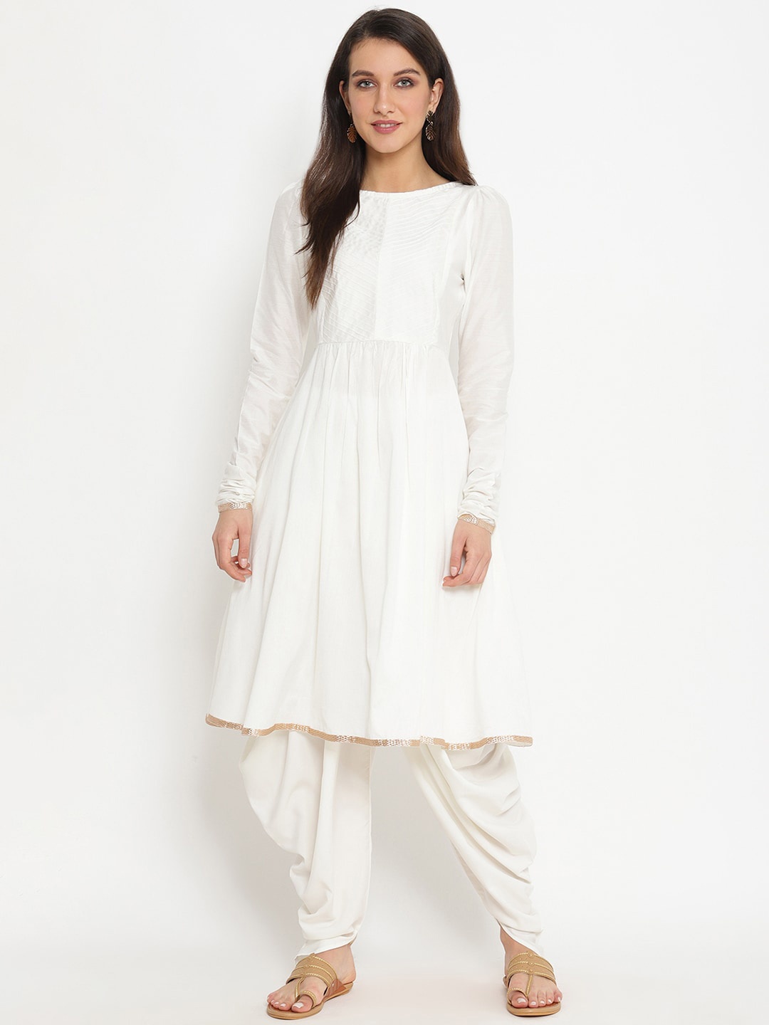 

Abhishti Women White Solid Kurta with Dhoti Pants