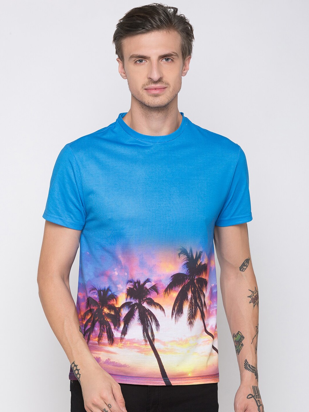 

Globus Men Blue Printed Round Neck T-shirt
