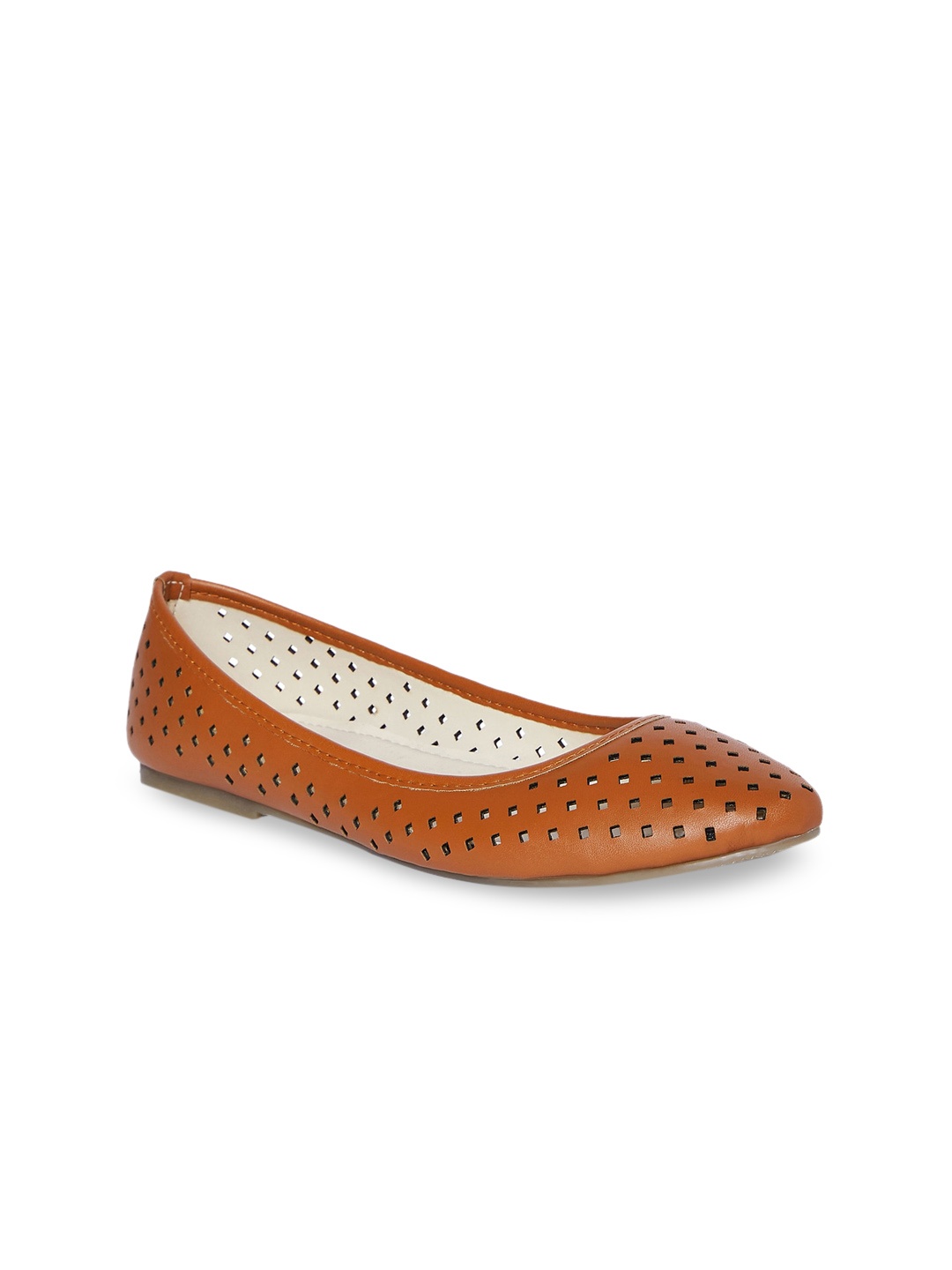 

People Women Beige Textured Leather Ballerinas