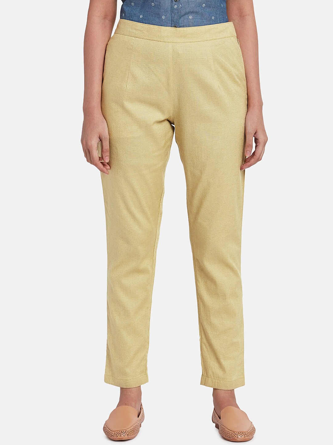 

Go Colors Women Beige Straight Fit Solid Regular Trousers
