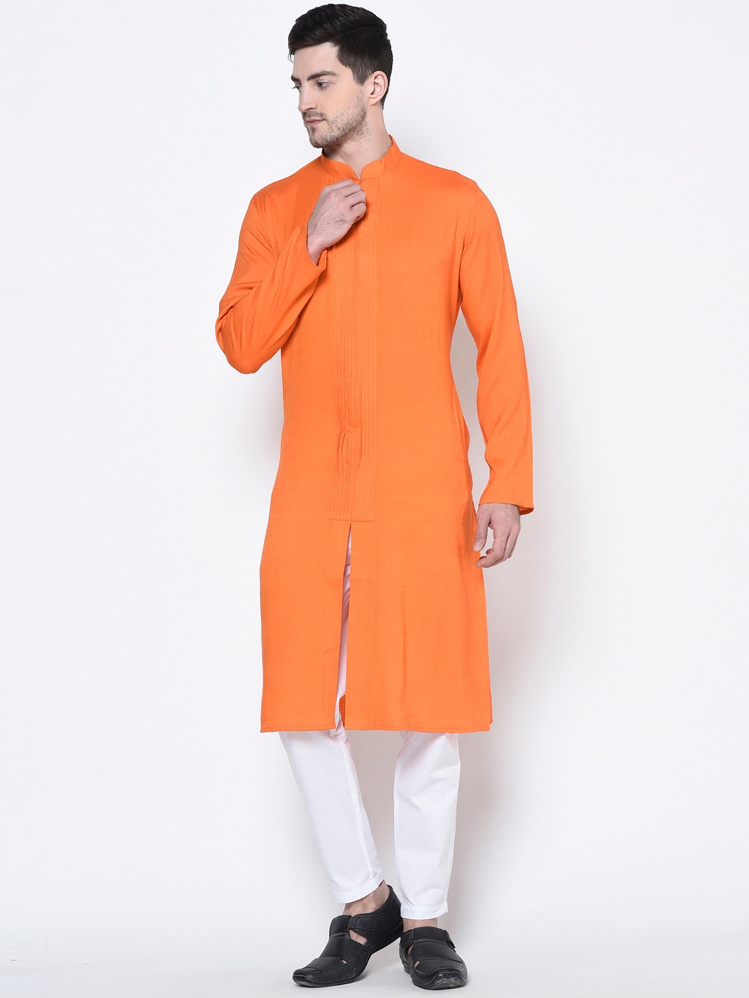 

DEYANN Men Orange Self Design Kurta with Pyjamas