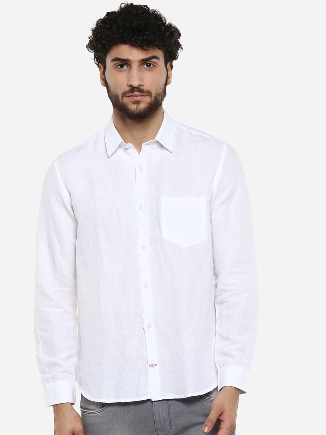 

Red Chief Men White Slim Fit Solid Casual Shirt