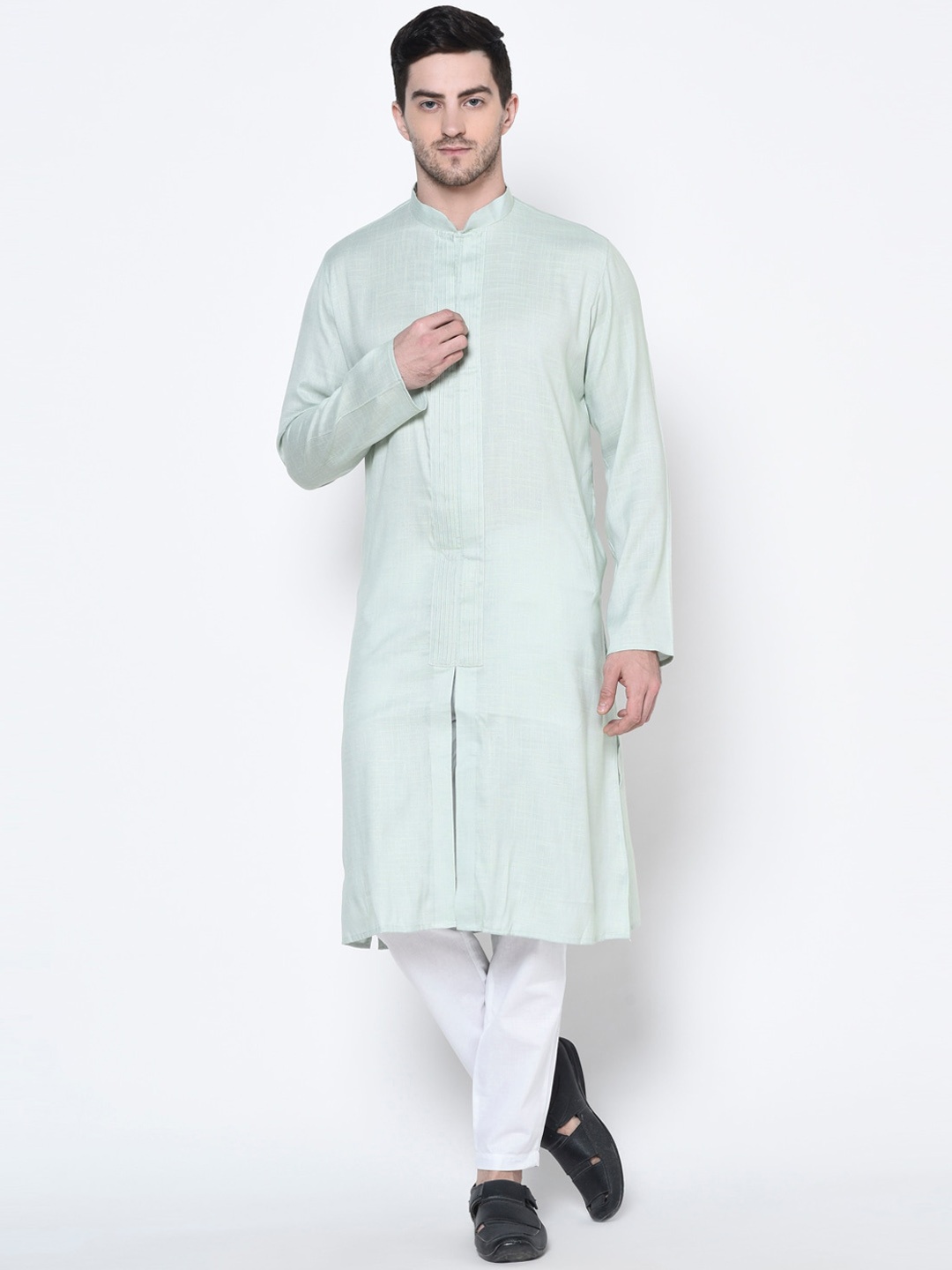 

DEYANN Men Green & White Solid Kurta with Pyjamas