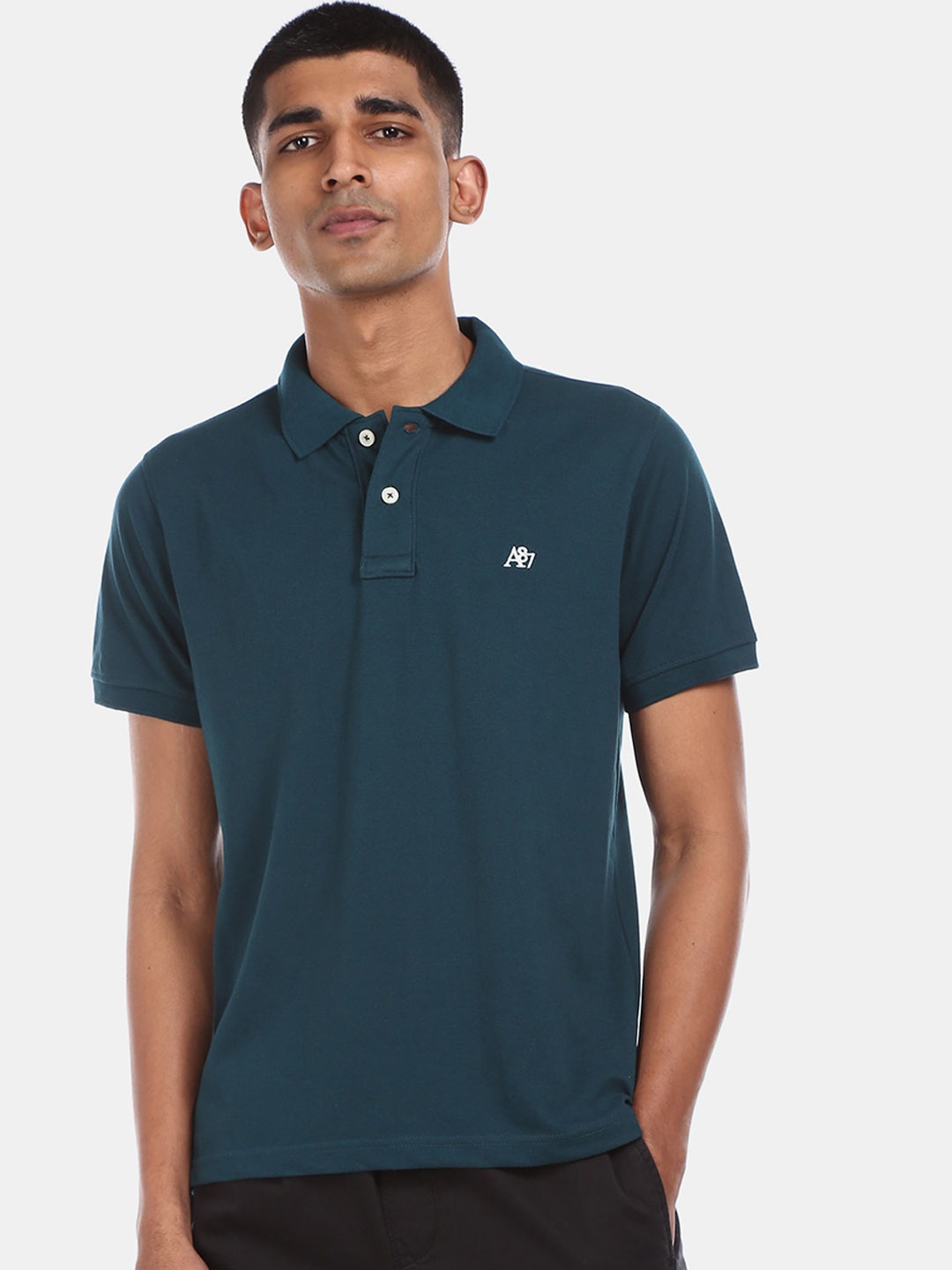 

Aeropostale Men Teal Solid Polo Collar T-shirt