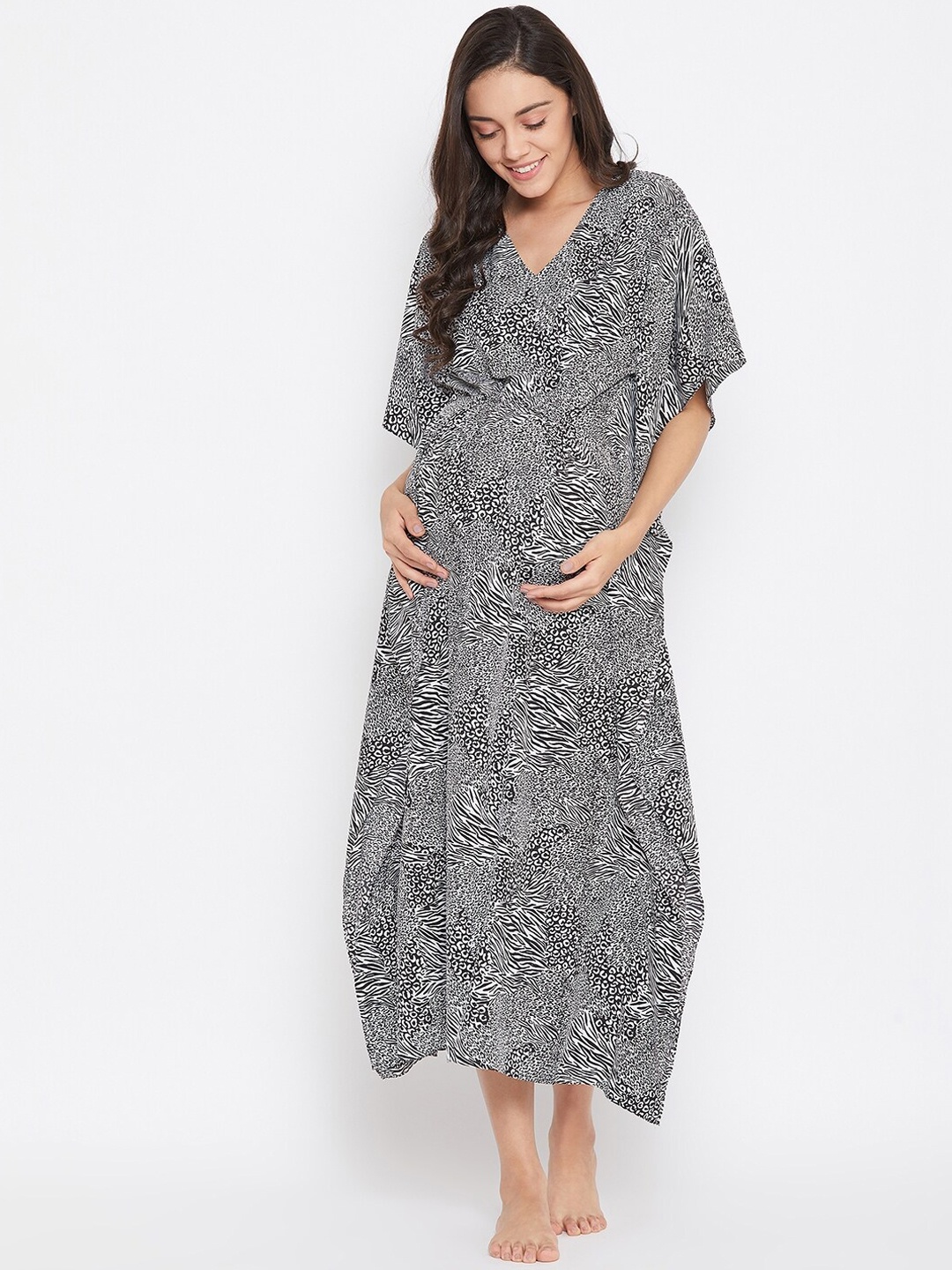 

Uptownie Lite Women Black & White Crepe Animal Printed Maternity Kaftan Maxi Length Nightdress
