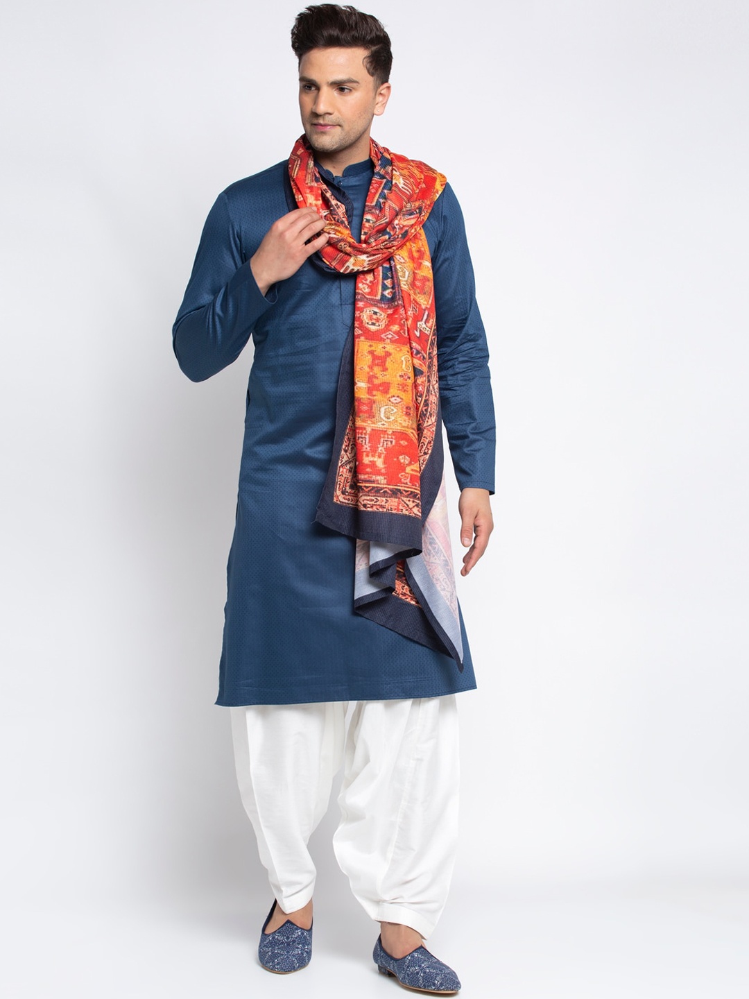 

MAXENCE Men Red & Yellow Printed Shawl