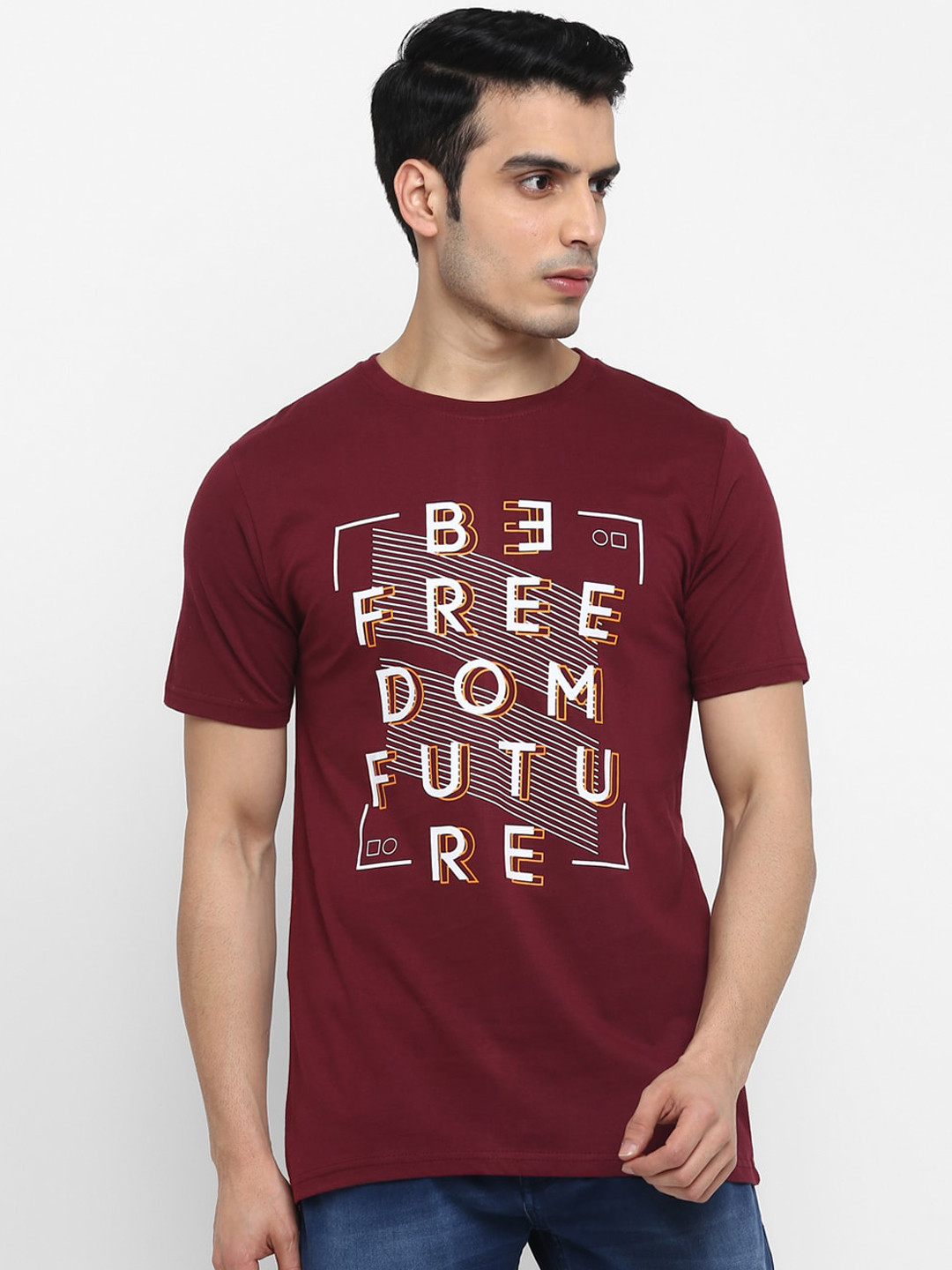 

Routeen Men Maroon Printed Round Neck T-shirt