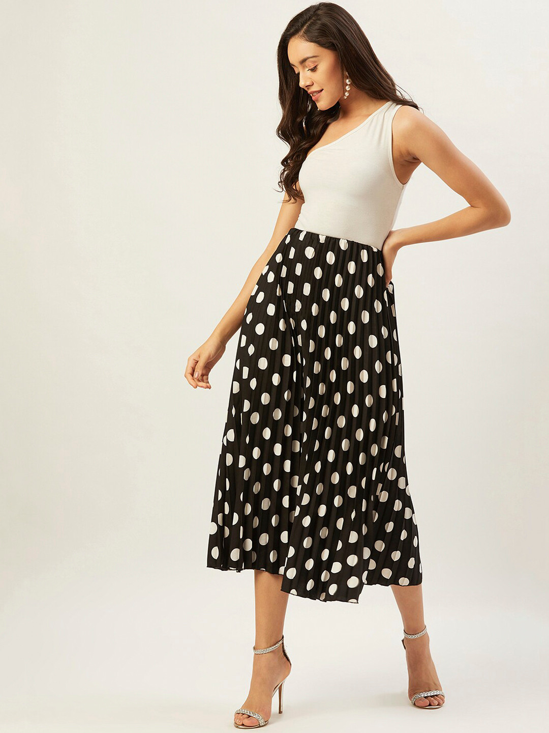 

ANVI Be Yourself Women Black & White Polka Dot Printed Flared Midi Skirt