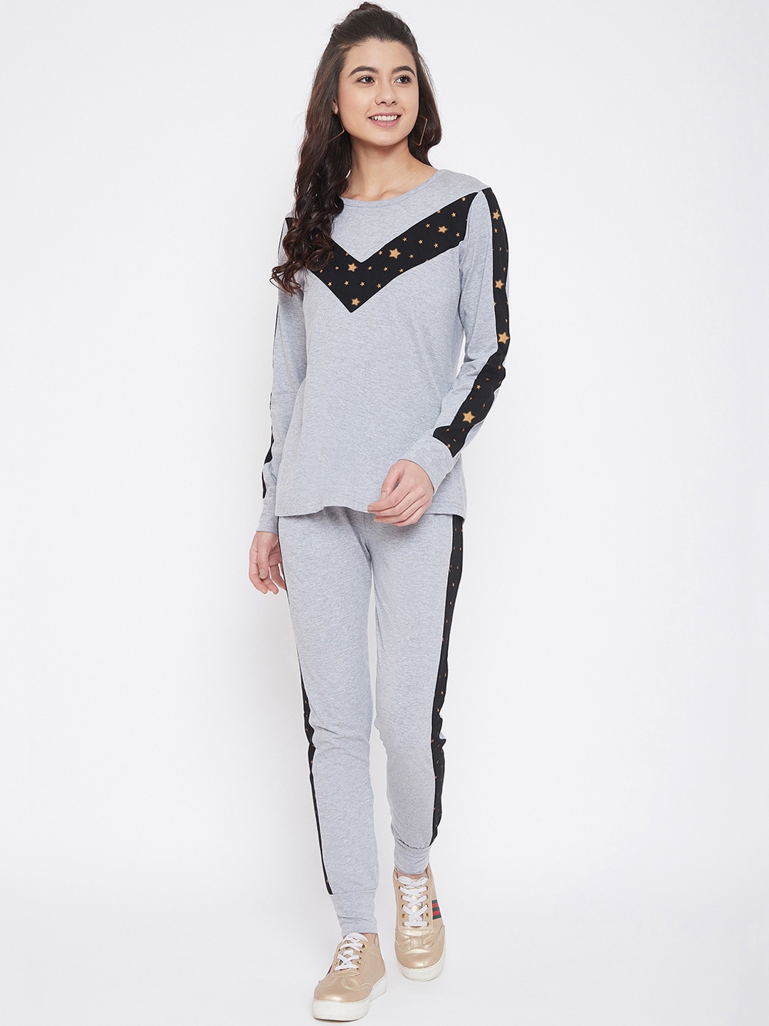 

Crease & Clips Women Grey & Black Solid Tracksuit