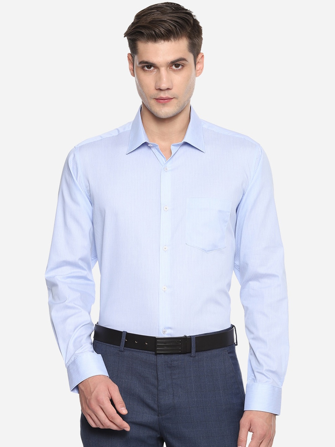 Van Heusen Men Blue Regular Fit Striped Casual Shirt