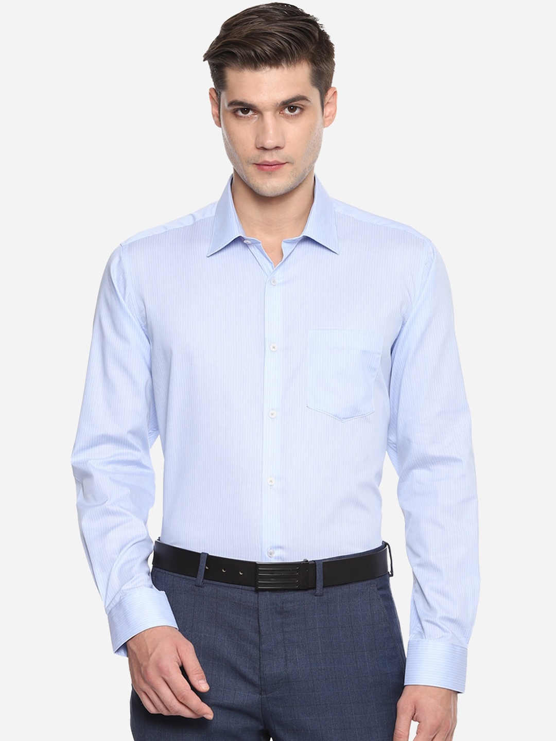 

Van Heusen Men Blue Regular Fit Striped Formal Shirt