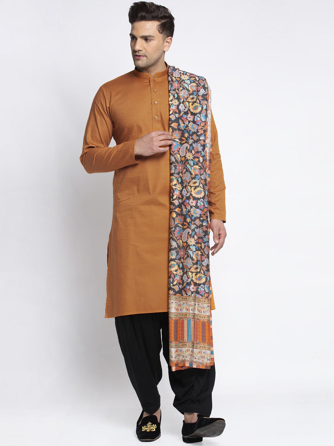 

MAXENCE Men Multicoloured Printed Shawl, Multi