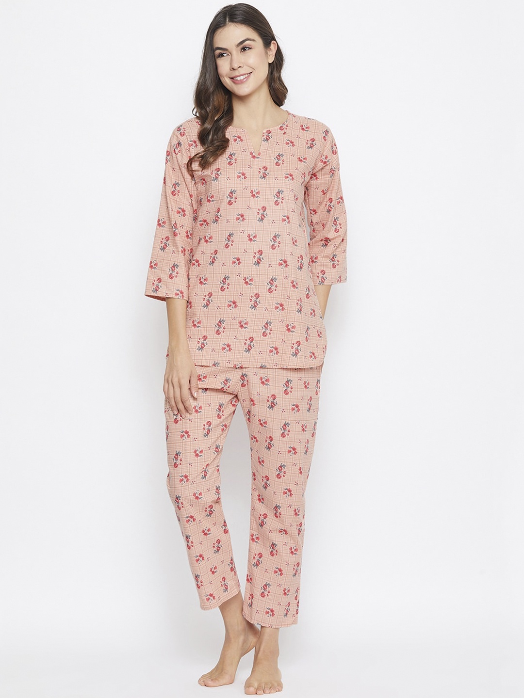 

Clovia Women Pink & Red Printed Night Suit