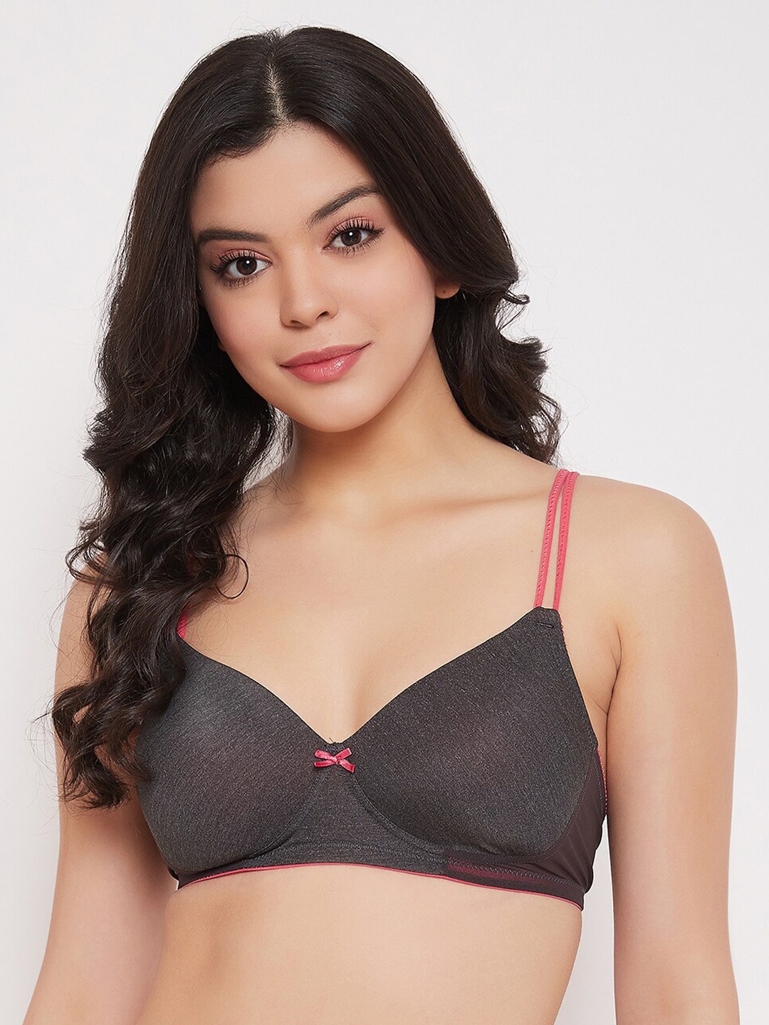 

Clovia Women Grey & Pink Solid Non-Wired Lightly-Padded T-Shirt Bra BR1737F05